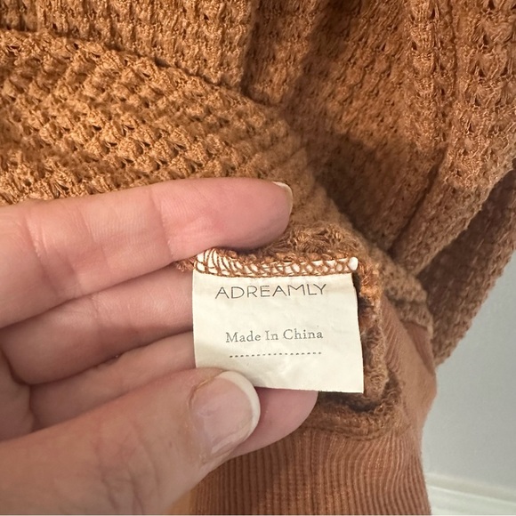 Adreamly Women’s Long Sleeve Deep V-Neck Waffle Knit Burnt Orange Top Sz XL GUC - Picture 4 of 8